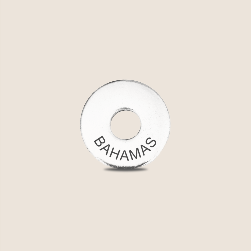 Engraved Bahamas Country Token to remember your holiday, adding it to your travel keychain to make the perfect keepsake.
