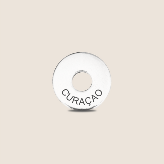 Engraved Curacao Country Token to remember your holiday, adding it to your travel keychain to make the perfect keepsake.