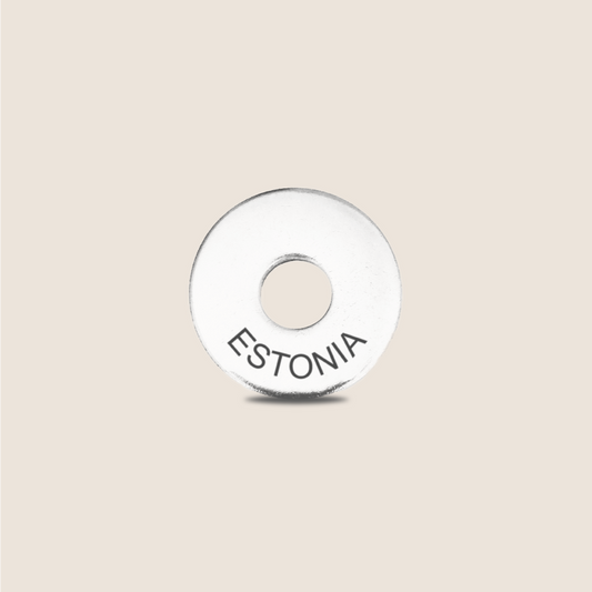Engraved Estonia Country Token to remember your holiday, adding it to your travel keychain to make the perfect keepsake.