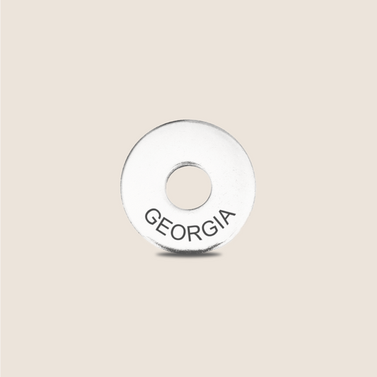 Engraved Georgia Country Token to remember your holiday, adding it to your travel keychain to make the perfect keepsake.