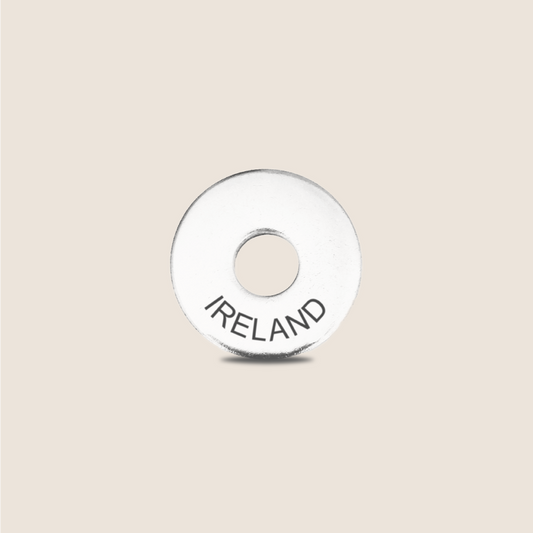 Engraved Ireland Country Token to remember your holiday, adding it to your travel keychain to make the perfect keepsake.