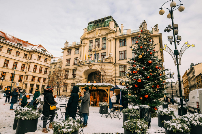 Top 5 Tips for Visiting European Christmas Markets