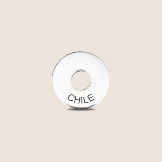 Engraved Chile Country Token to remember your holiday, adding it to your travel keychain to make the perfect keepsake.