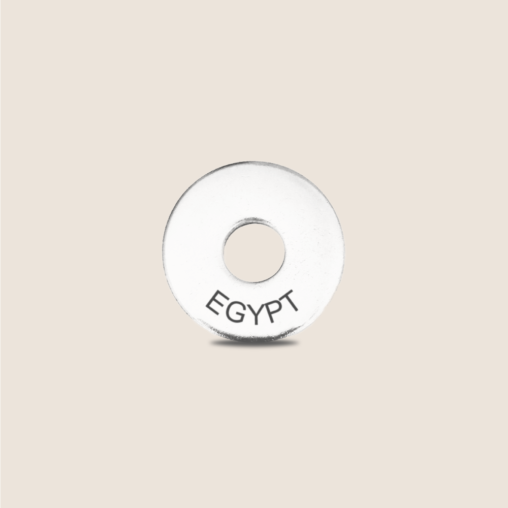 Engraved Egypt Country Token to remember your holiday, adding it to your travel keychain to make the perfect keepsake.